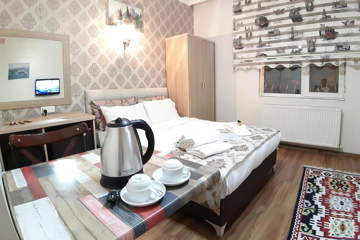Standard Quadruple Room | 1 bedroom, free WiFi, bed sheets