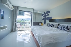 1 bedroom, in-room safe, WiFi, bed sheets