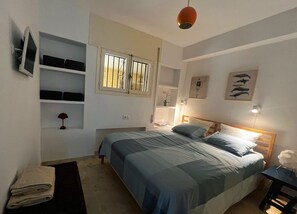 2 habitaciones, tabla de planchar con plancha y wifi gratis
