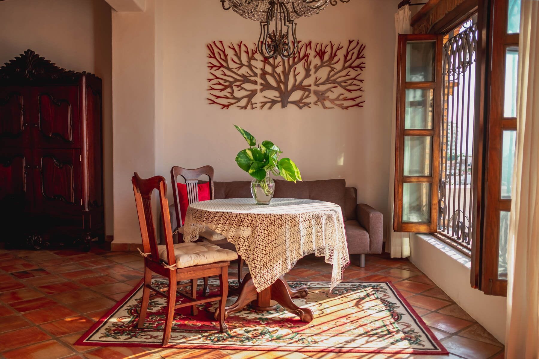 junior suite | living area | 32-inch smart tv with satellite channels, netflix