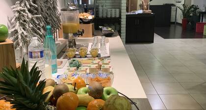 Doubs Hotel - Hostel