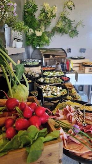 Daily buffet breakfast for a fee - Silverton (Białka Tatrzańska)