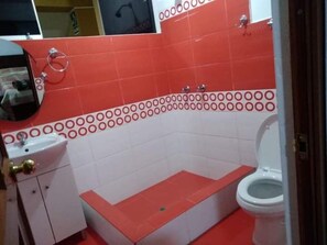 Shower, rainfall showerhead, hair dryer, towels
