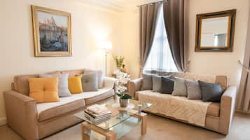 Luxury Apartment, Accessible, Ensuite (2 bedoom ) | Living area