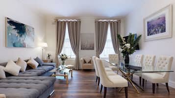 Luxury Apartment, Accessible, Ensuite (2 bedoom ) | Living area | Flat-screen TV