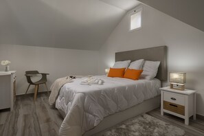 2 chambres, fer et planche à repasser, accès au Wi-Fi (inclus)