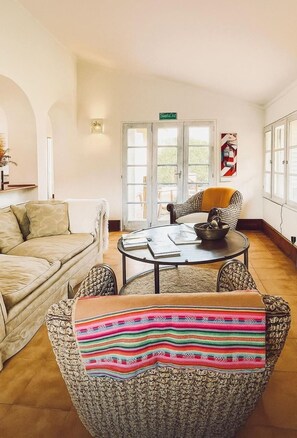 Televisión de pantalla plana