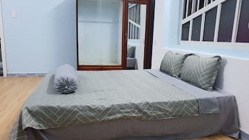 2 bedrooms, in-room safe, iron/ironing board, WiFi