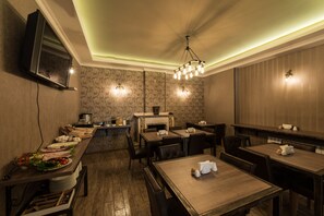 Lobby sitting area - Ikalto Hotel (Tbilisi)