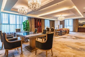 Cribs/infant beds - Zhongjia Palace Hot Spring Hotel (Beijing)