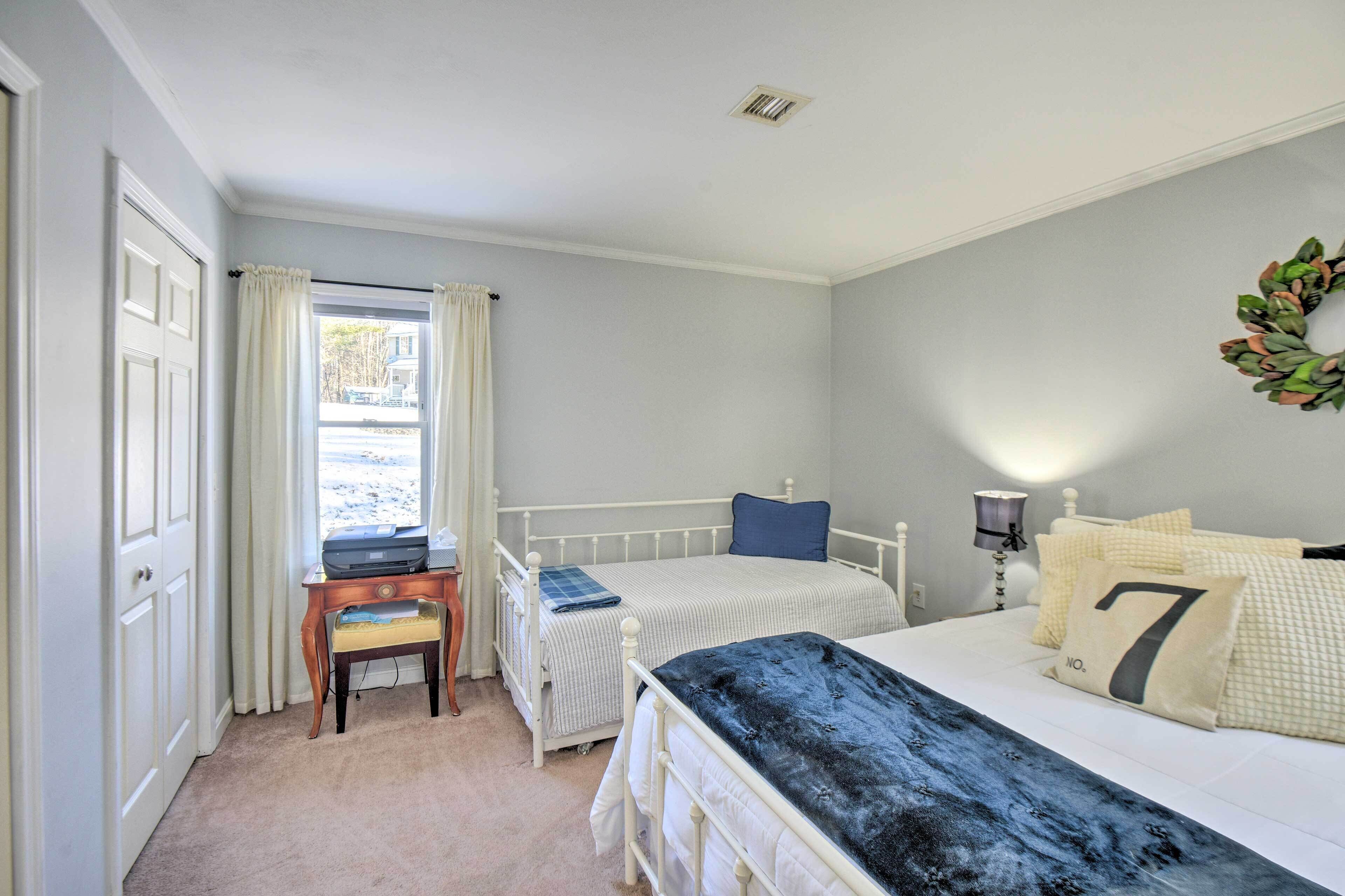 New Hampshire Home w/ Private Beach, Dock & Rafts!