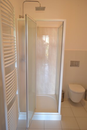 Shower - Farm Kundratice (Kundratice)