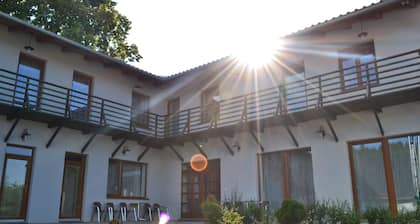 Farm Kundratice