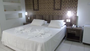 Dobbeltrom for 1 person – standard, 1 dobbeltseng, ikke-røyk | Bad | Dusj, toalettartikler (inkludert) og håndklær