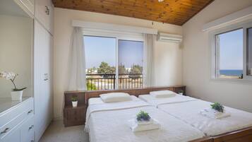 House, 2 Bedrooms | 2 bilik tidur, katil bayi/kot (surcaj), Wi-fi percuma, cadar katil