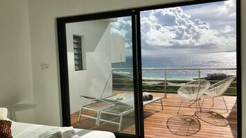 4 bedrooms, in-room safe, iron/ironing board, travel crib