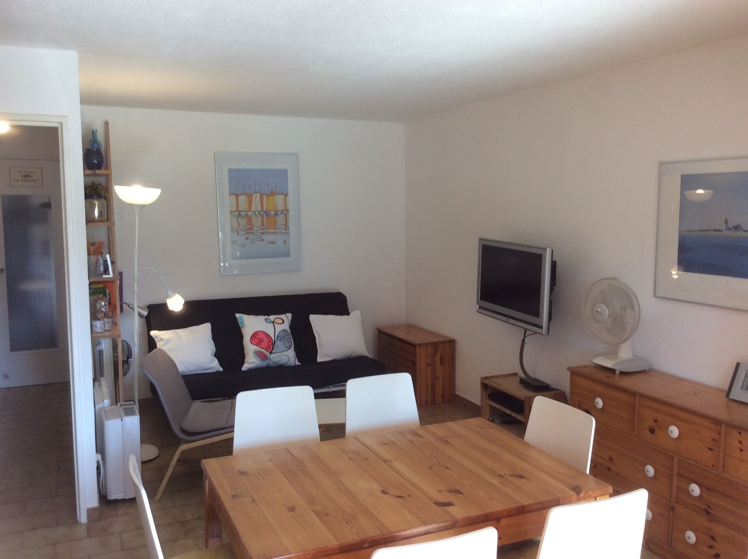 T2 by the sea, 150 m to the beach / sea, TOP prices, FREE WiFi, pool, tennis