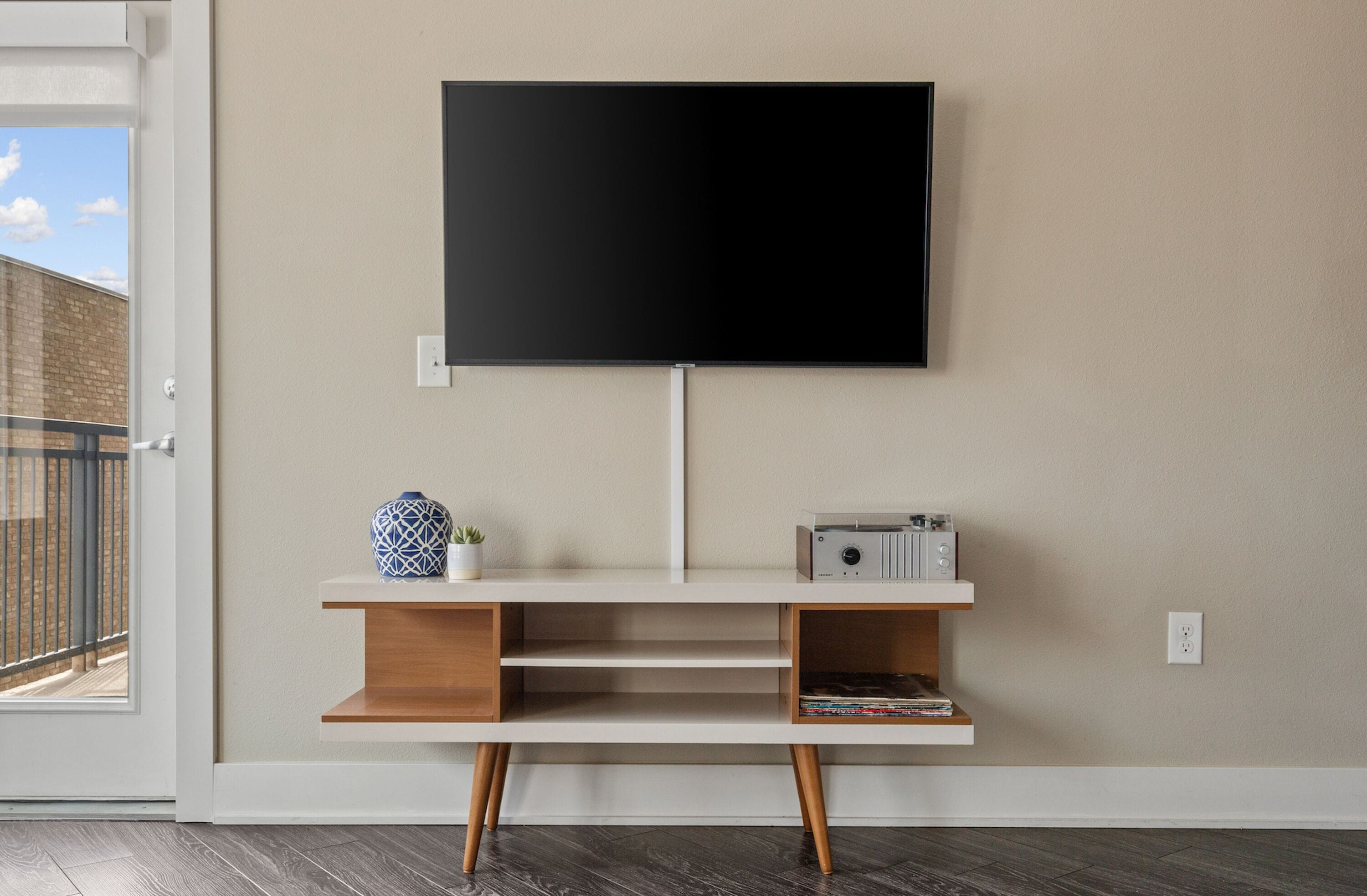 TV