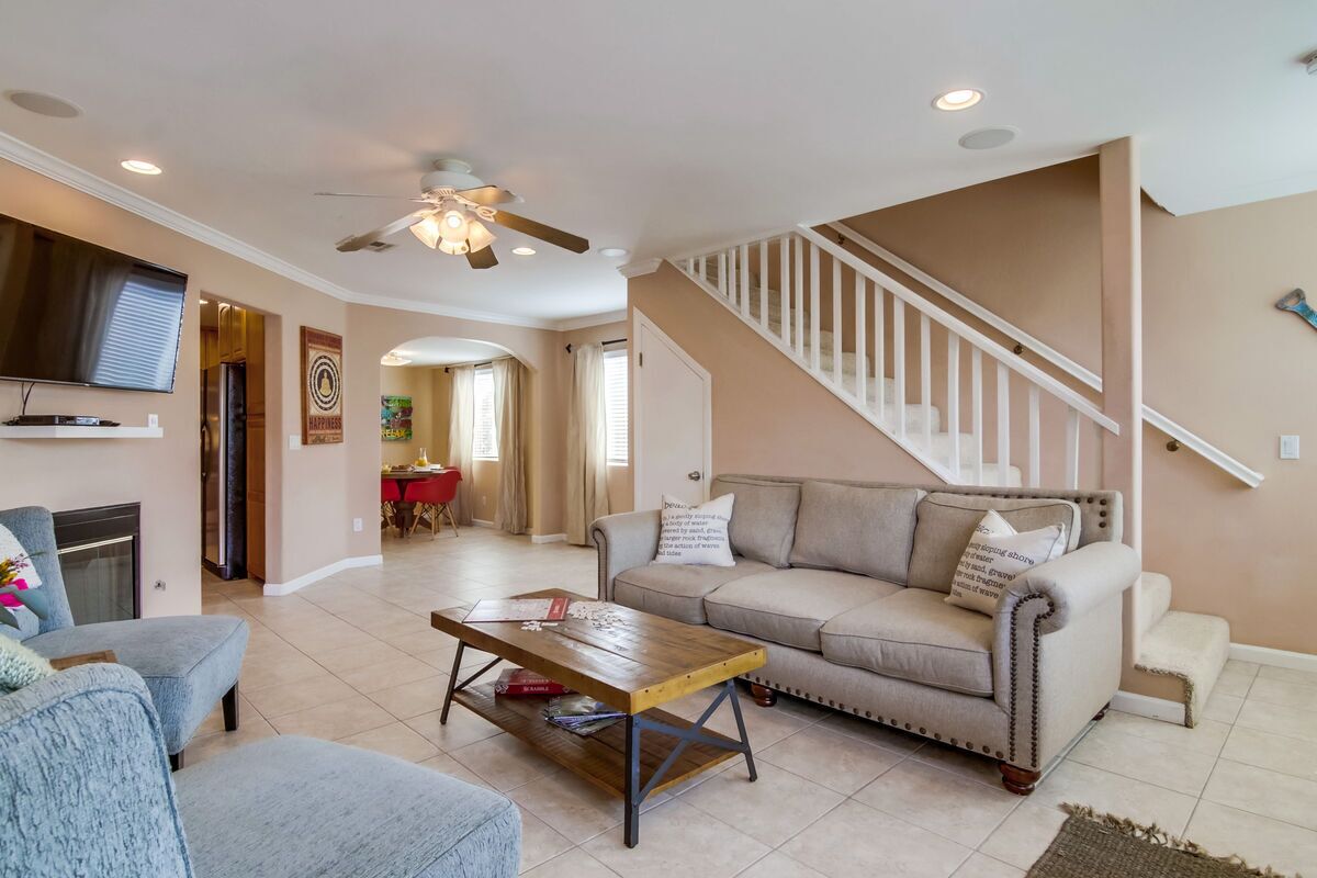 Fun In The Sun: Amazing Home in Ocean Beach.