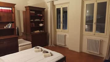 2 Schlafzimmer, Bügeleisen/Bügelbrett, WLAN, Bettwäsche