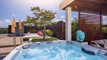 Three Bedroom Villa | Private spa tub