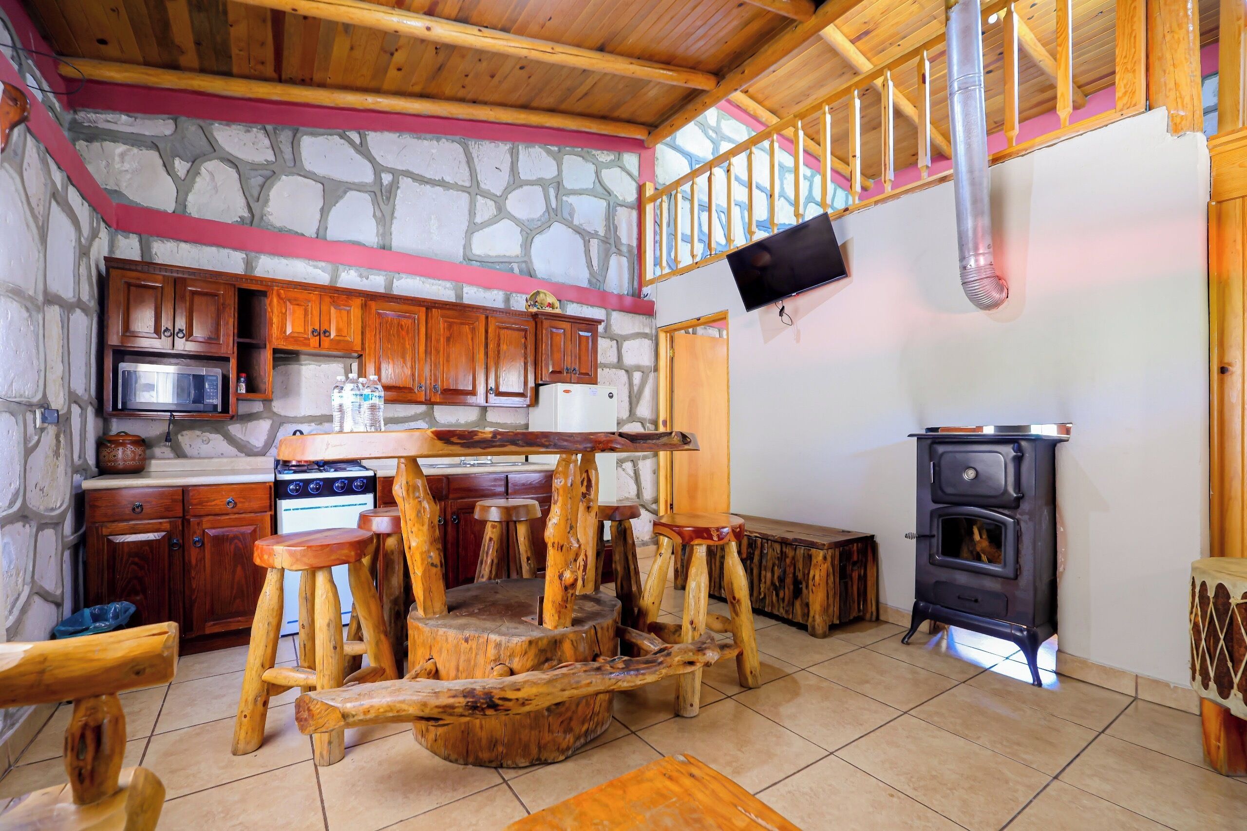 Cabin, 2 Bedrooms, Non Smoking | Living area