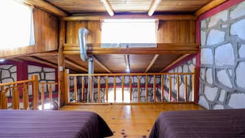 Cabaña, 2 habitaciones, para no fumadores | Wifi gratis y ropa de cama