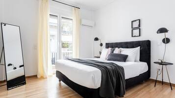 Egyptian cotton sheets, premium bedding, desk, laptop workspace