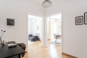 Deluxe Apartment | Living area - UPSTREET Central Cozy Apartments in Plaka (Athens)