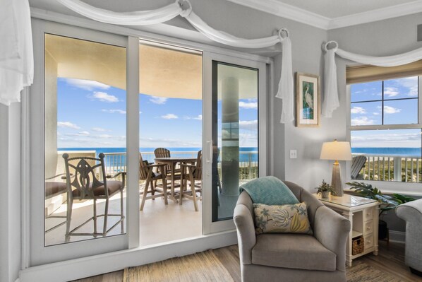 TV - Lovely 5th Floor Oceanfront Condo With Dazzling Views of the Atlantic Ocean! (Fernandina Beach)