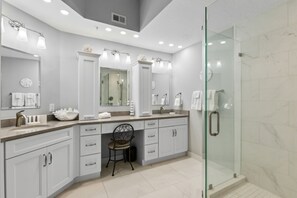 Shower, towels