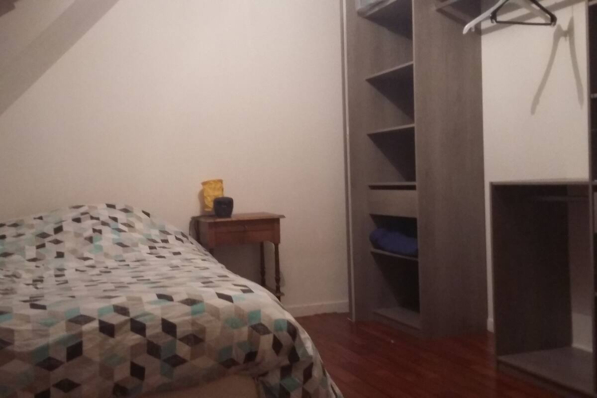 Habitación doble | 1 habitación y ropa de cama