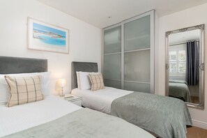 3 soverom, strykejern/-brett, reiseseng for barn og wi-fi