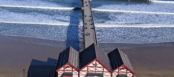 Driftwood Apartment- close to the sea