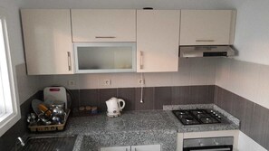 Comfort Apartment, 1 Double Bed, Non Smoking | Private kitchen