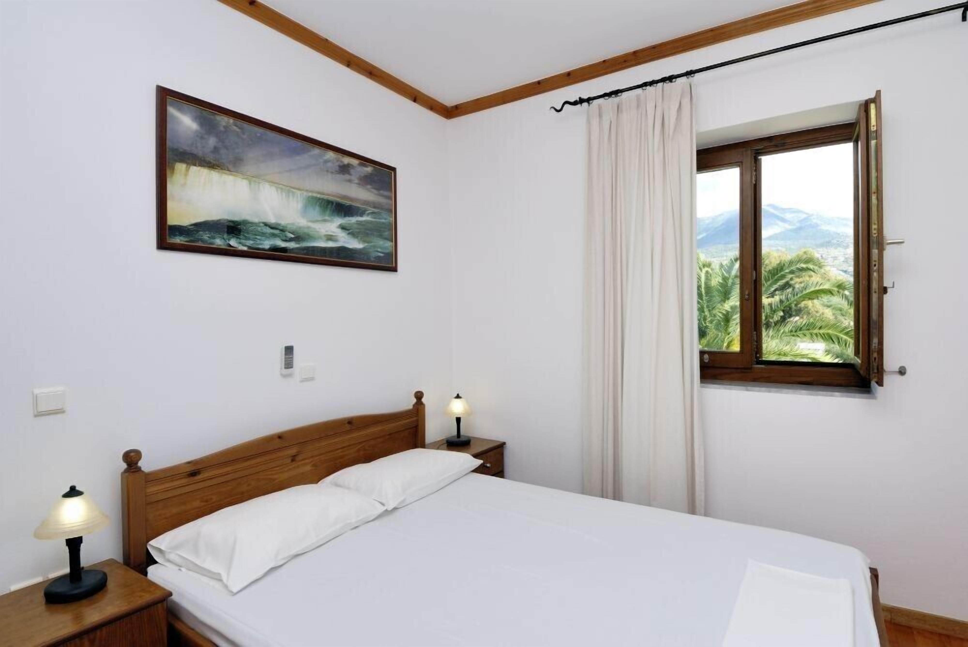 Seaside Mulberry Villa in Stoupa