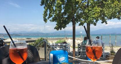 Holidays Lake Garda Sirmione Peschiera and Desenzano del Garda