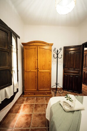 4 chambres, fer et planche Ă repasser, lit parapluie, Wi-Fi gratuit