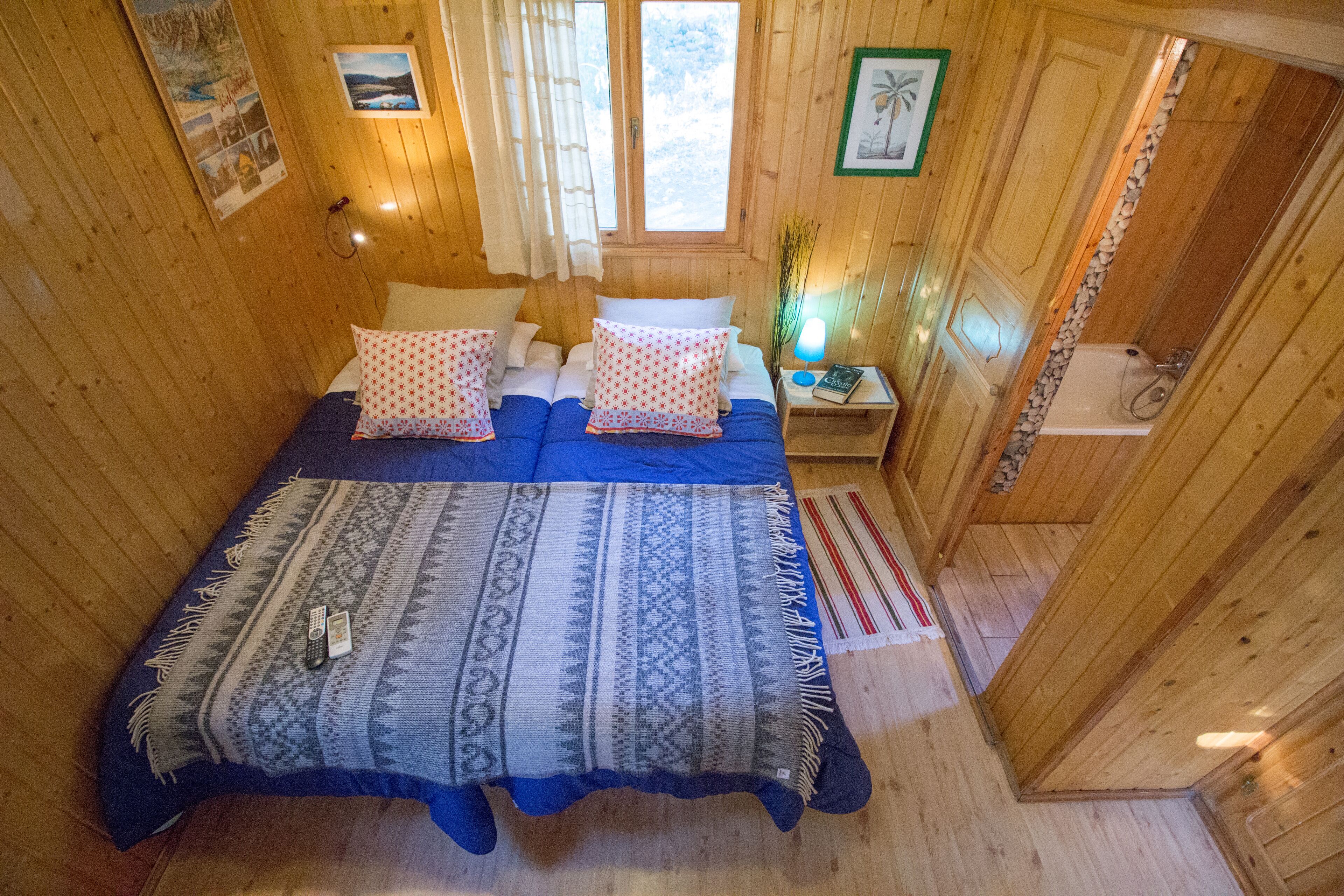 El Paso de las Cigueñas, Casa de los Robles