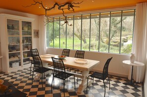 Dining - BORDELAIS - HOUSE PARK 1/2 HA - 2 BEDROOMS - 4 BEDS. HEATING AND CLIM. (La Brède)