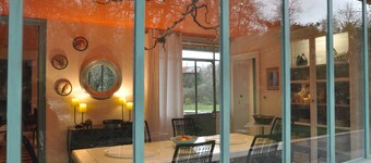 BORDELAIS - HOUSE PARK 1/2 HA - 2 BEDROOMS - 4 BEDS. HEATING AND CLIM.