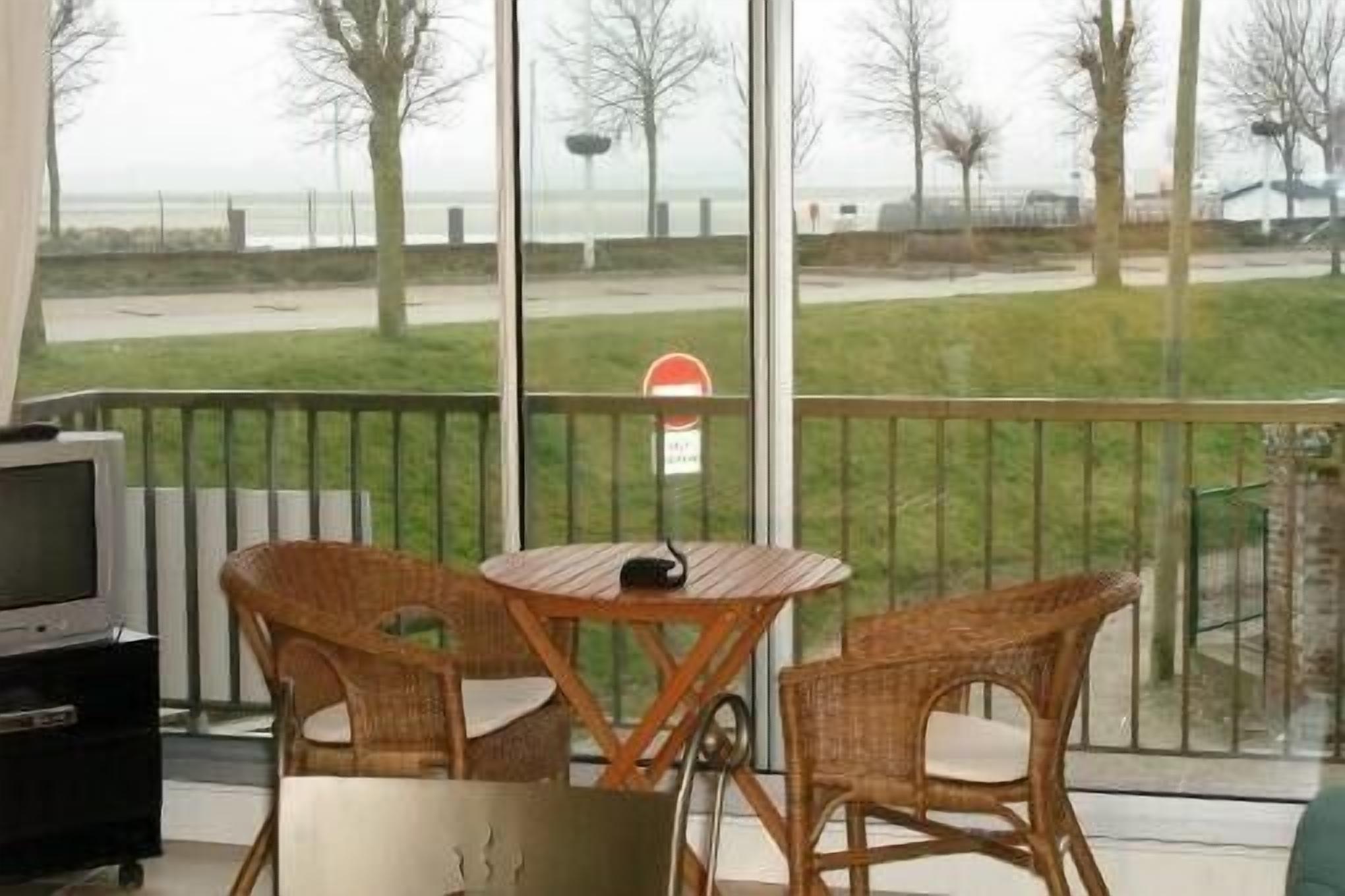 SALON DE JARDIN POUR TERRASSE