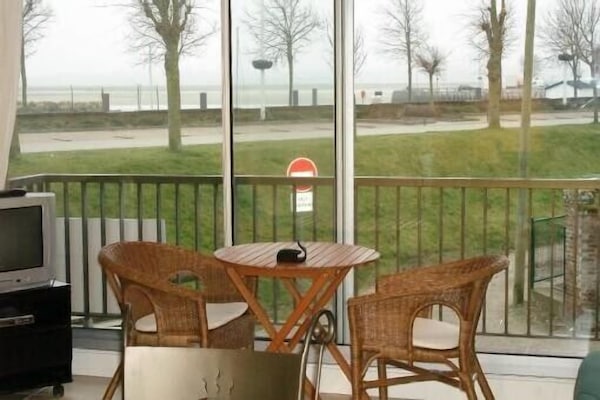 SALON DE JARDIN POUR TERRASSE