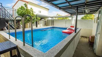 Seasonal outdoor pool