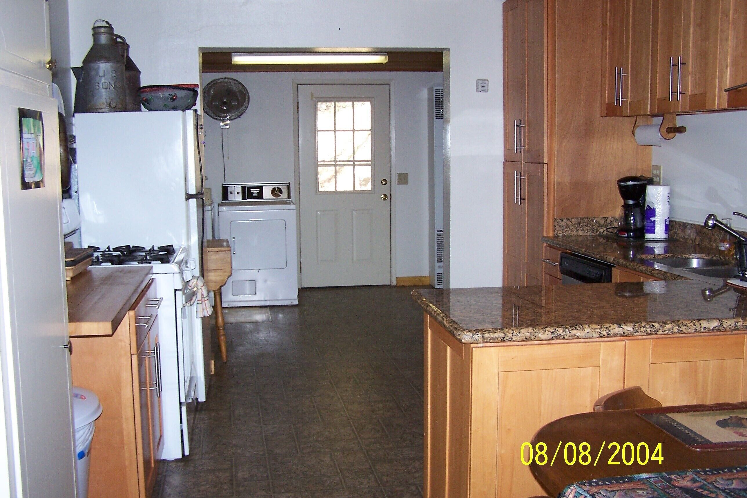 Great Trinity River Fishing at 3 Bed 2 Bath House, $200/nt, pets considered