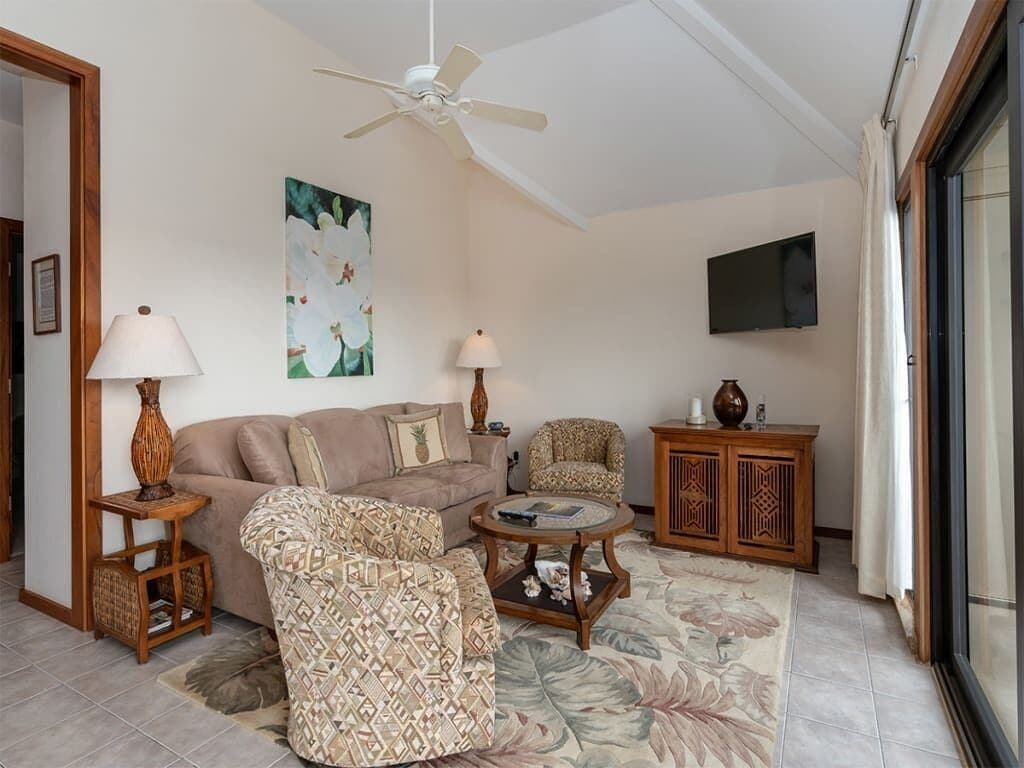 East Kauai OV Bliss! Open Kitchen, Lanai, WiFi, TV, DVD+Ceiling Fans–Kaha Lani 321