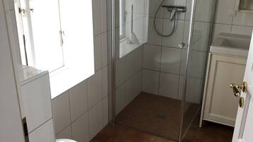 Badekar, hårtørrer