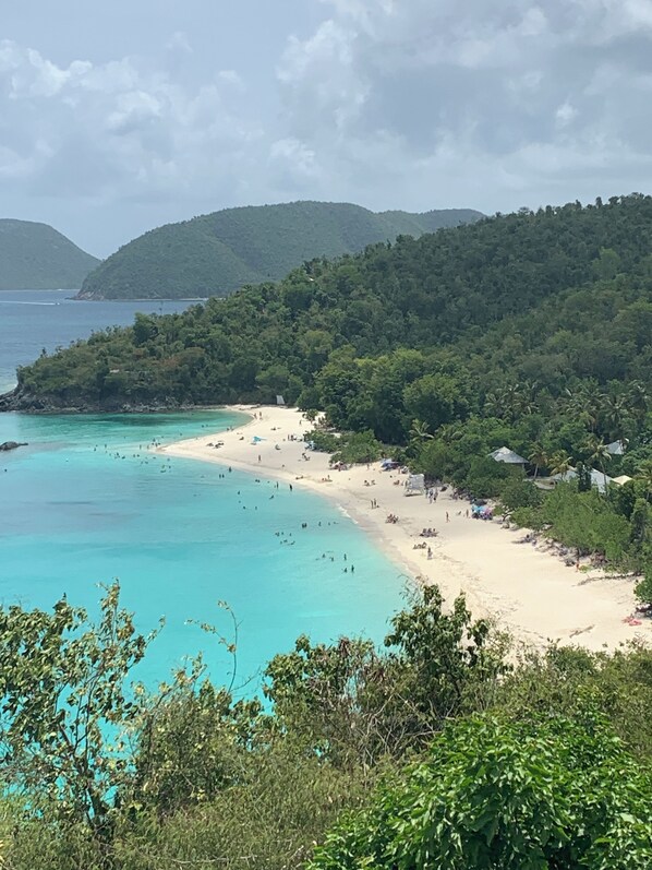 Beach nearby, sun loungers, beach towels - 4 large bedrooms/4 full bathrooms. Pool/Beautiful Ocean views/hot tub. Cruz Bay! (St. John, VI)