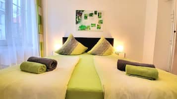 3 chambres, fer et planche à repasser, Wi-Fi gratuit, draps fournis