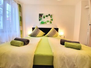 3 chambres, fer et planche à repasser, Wi-Fi gratuit, draps fournis